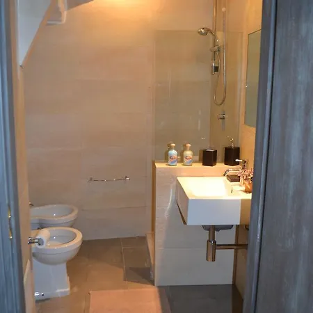 Oda ve Kahvaltı Maison Et Charme Boutique Olbia